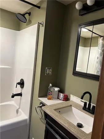 $1,300 | 814 Kennedy Place, West Elizabeth, PA 15088