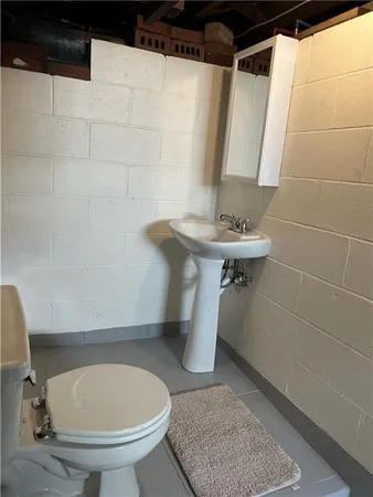 $1,300 | 814 Kennedy Place, West Elizabeth, PA 15088