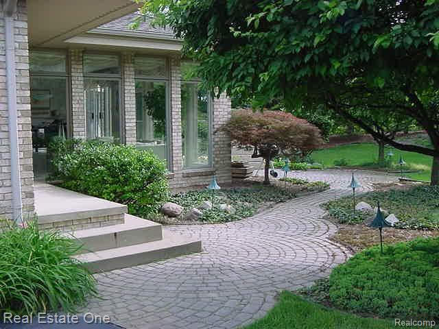 A View of Sun Room