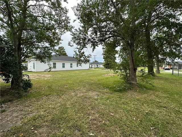 $35,000 | 1949 Sugar Mill Drive, St. Bernard, LA 70085