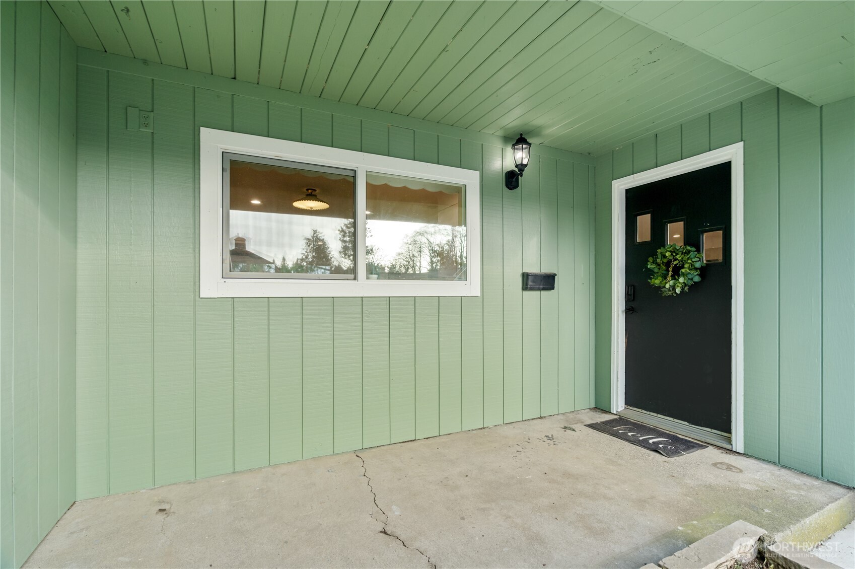 8 Trinity Way Cosmopolis, WA 98537 - Photo 2 of 38