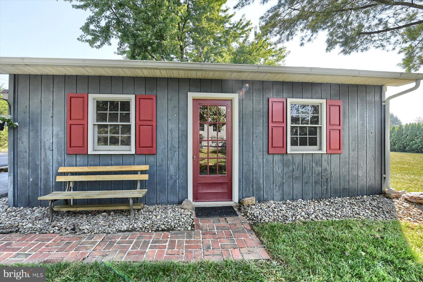282 Rich Valley Road Carlisle, PA 17015 - Photo 4 of 49 Gallery Image 4