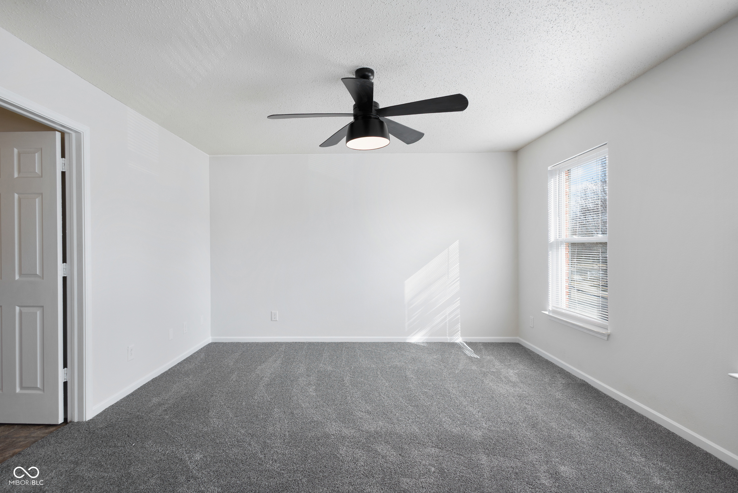 12710 Courage Crossing Fishers, IN 46037 - Photo 17 of 42
