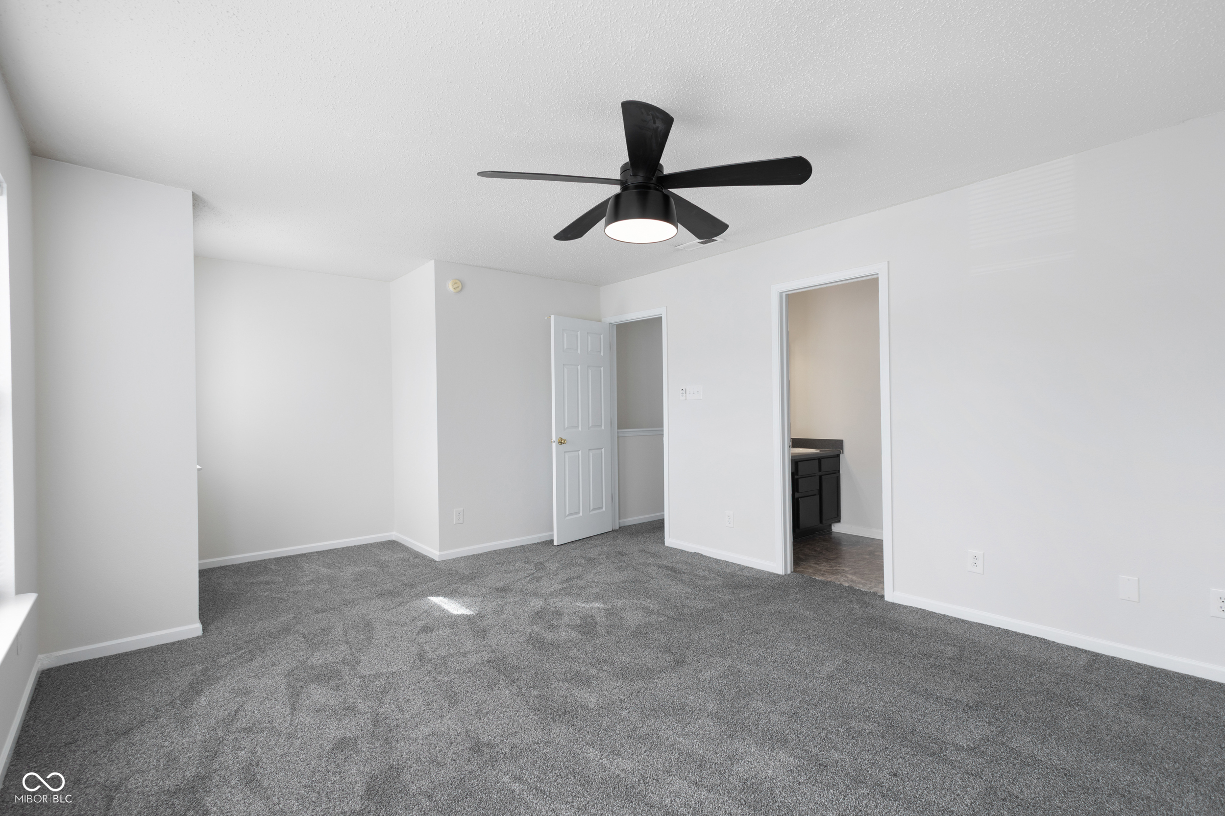 12710 Courage Crossing Fishers, IN 46037 - Photo 19 of 42