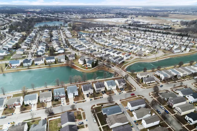 $275,000 | 12710 Courage Crossing, Fishers, IN 46037