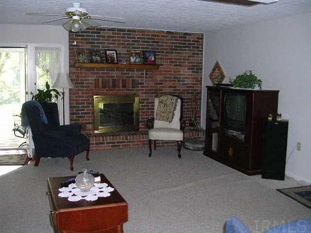 3815 South Eastern School Road Salem, IN 47167 - Photo 3 of 6 Gallery Image 3