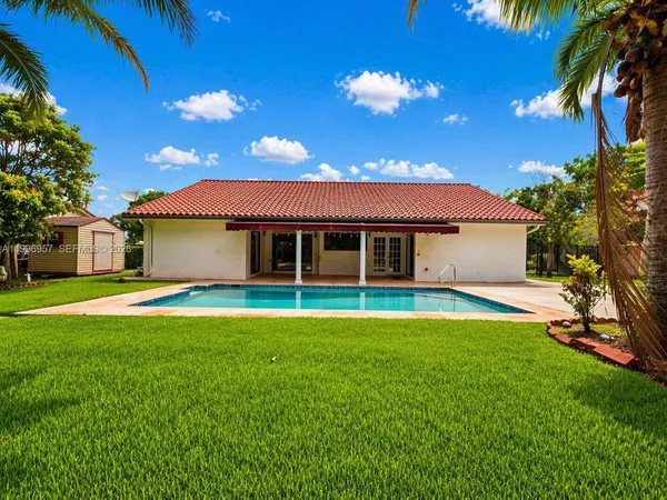 $974,999 | 19990 Southwest 134th Court, Miami, FL 33177