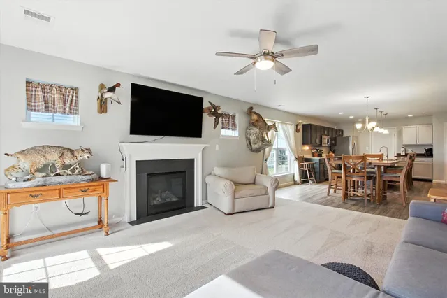 $295,000 | 7435 St Patrick Court, Unit 6, Abbottstown, PA 17301