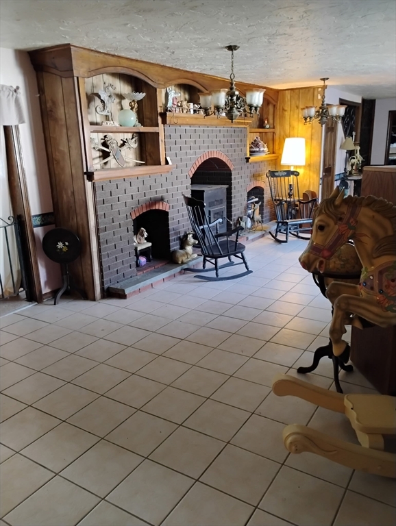 186 8 Lots Road Sutton, MA 01590 - Photo 7 of 16