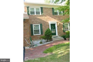 8400 Gambrill Lane Springfield, VA 22153 - Photo 1 of 30 Exterior (Front)