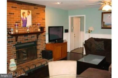 8400 Gambrill Lane Springfield, VA 22153 - Photo 2 of 30 Interior (General)