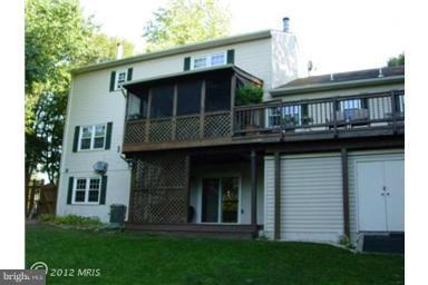 8400 Gambrill Lane Springfield, VA 22153 - Photo 16 of 30 Exterior (Rear)