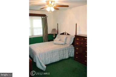 8400 Gambrill Lane Springfield, VA 22153 - Photo 19 of 30 Bedroom
