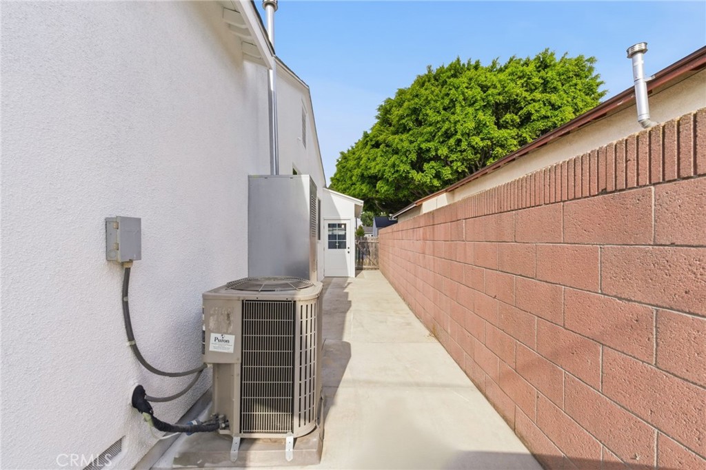 3516 Roxanne Avenue Long Beach, CA 90808 - Photo 27 of 32