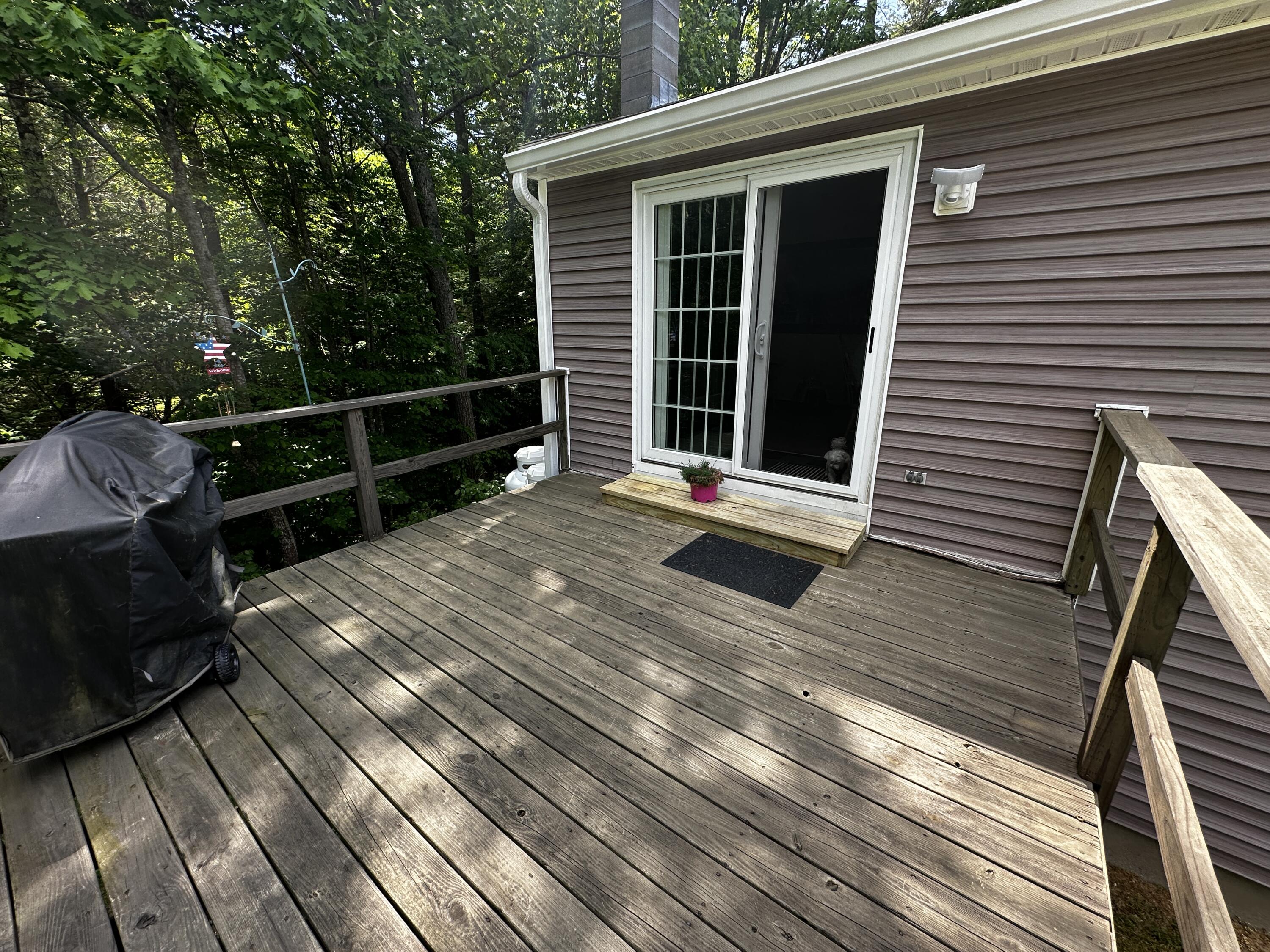 124 Mountain Road York, ME 03902 - Photo 3 of 32 2024-05-31 13.58.58