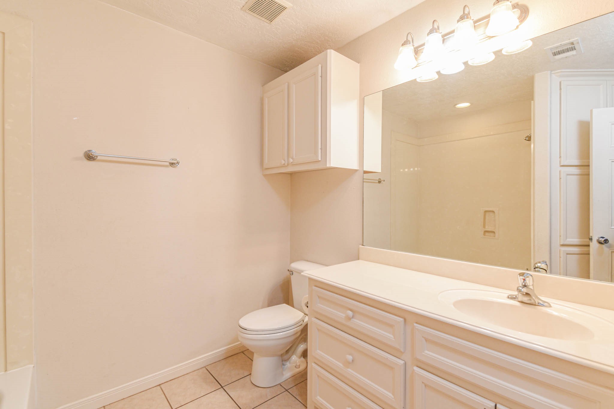 213 Foster Street Tomball, TX 77375 - Photo 14 of 22