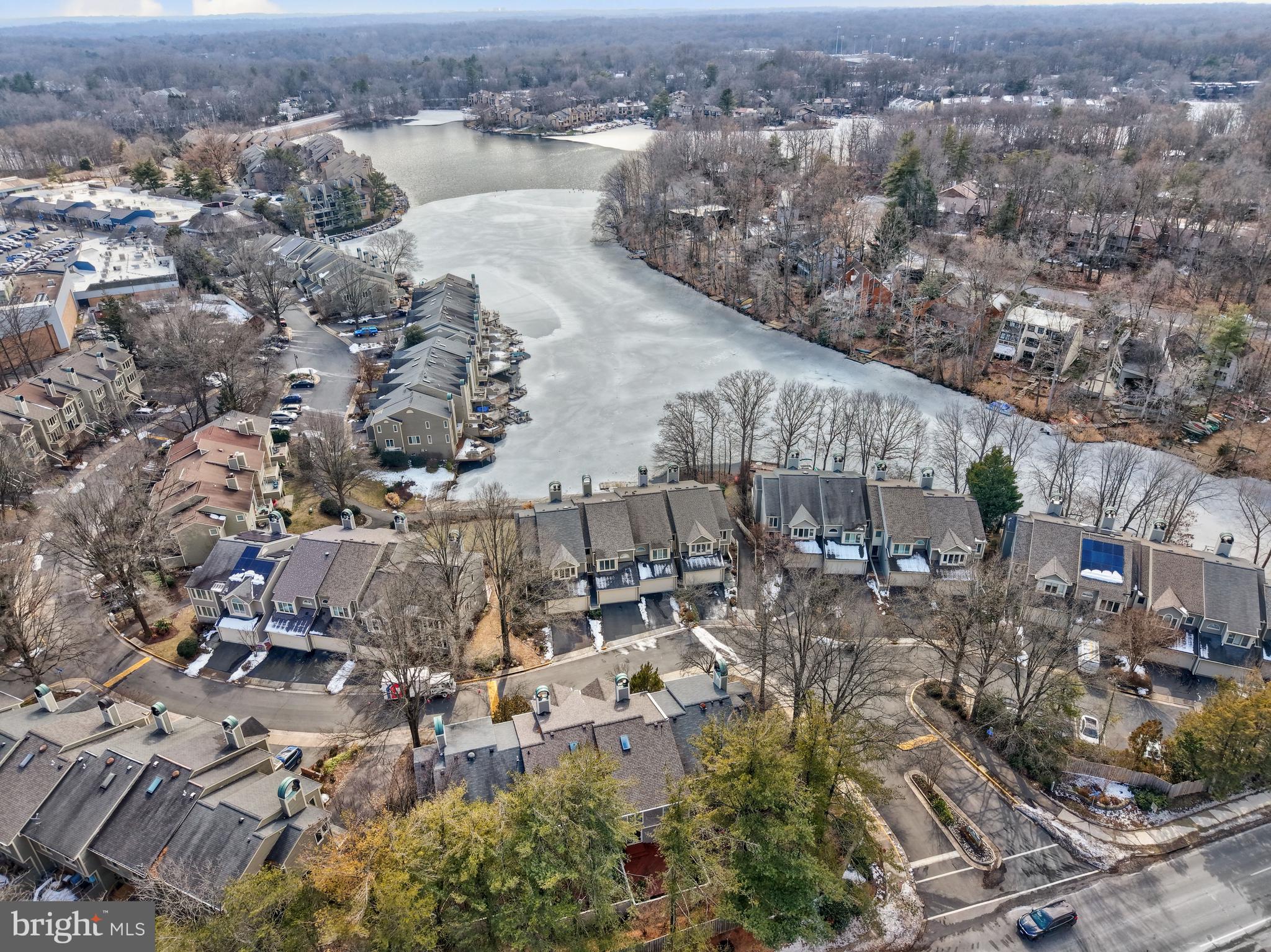 1926 Lakeport Way Reston, VA 20191 - Photo 46 of 54 1926 Lakeport Way is in the foreground.