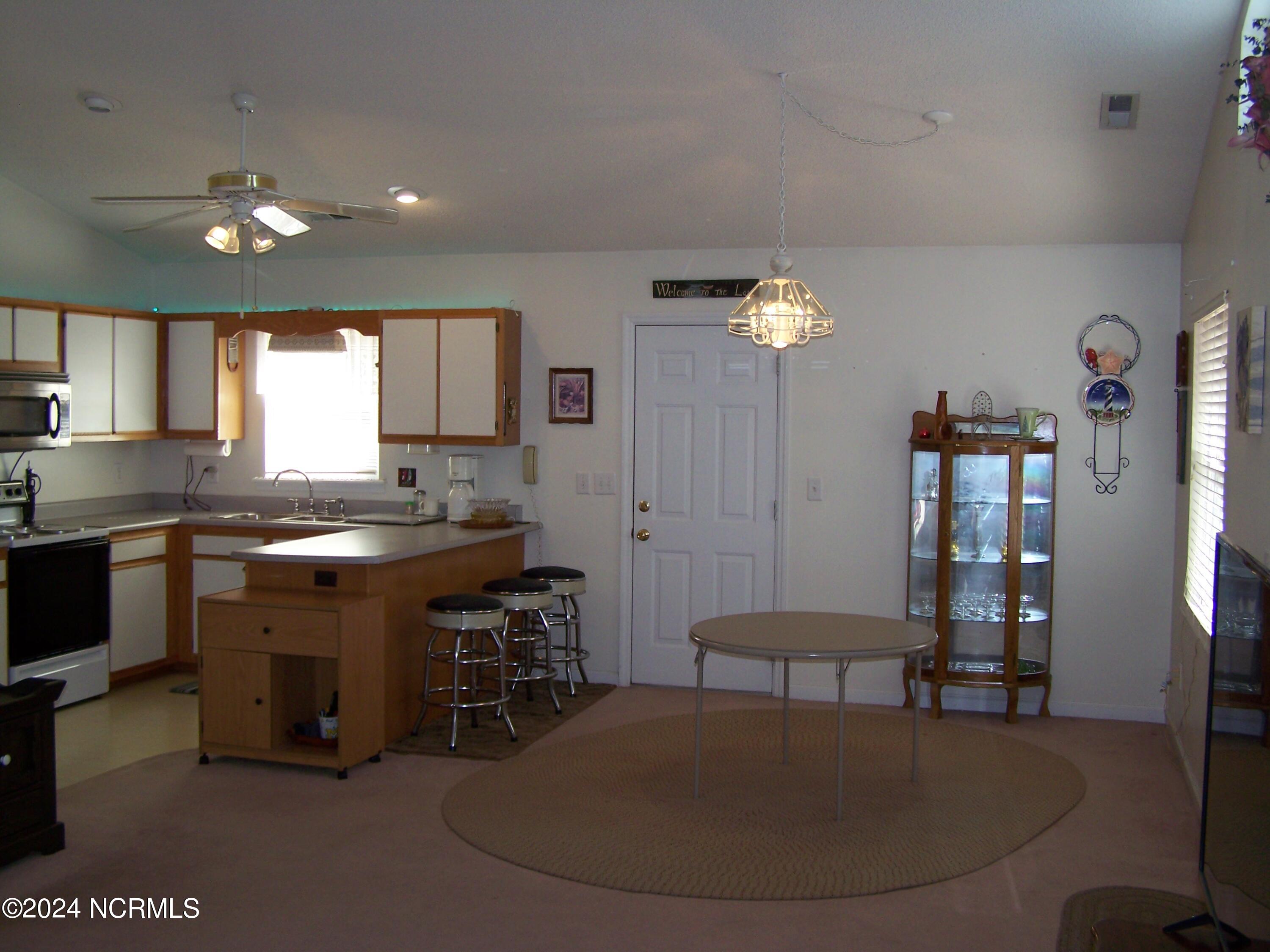36 North Lake Drive Boiling Spring Lakes, NC 28461 - Photo 13 of 55 100_3671