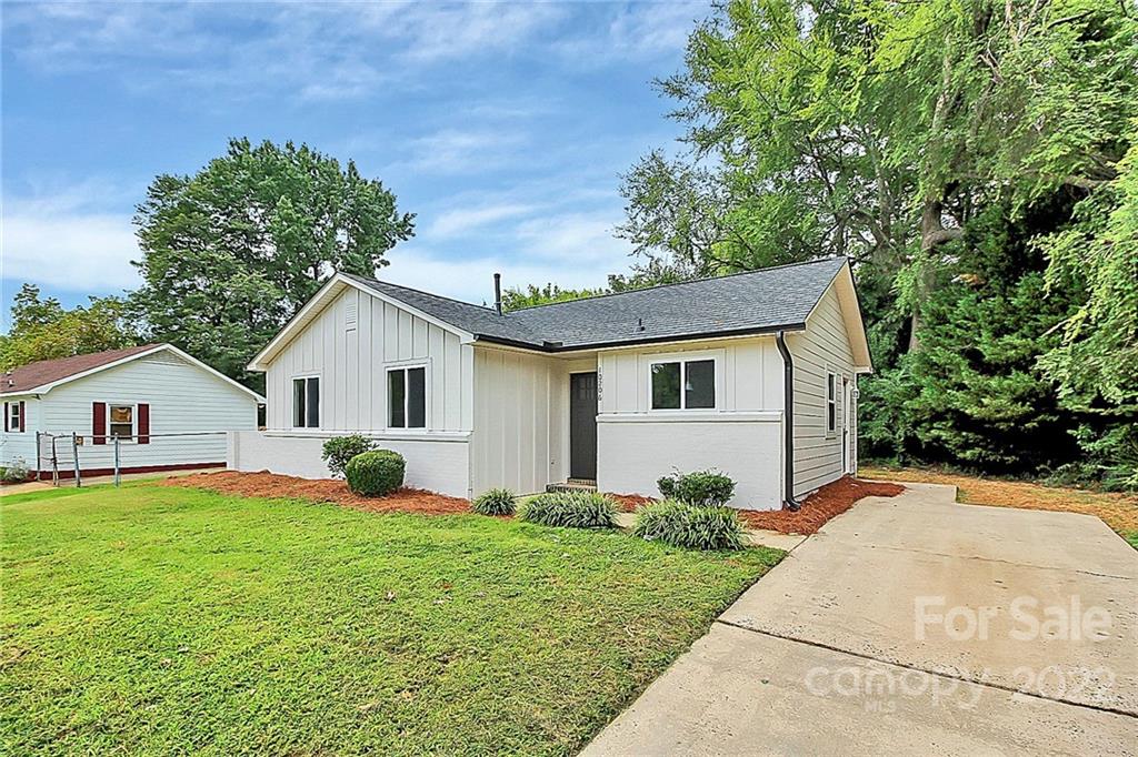 10206 Woody Ridge Road Charlotte, NC 28273 - Photo 3 of 30 Gallery Image 3