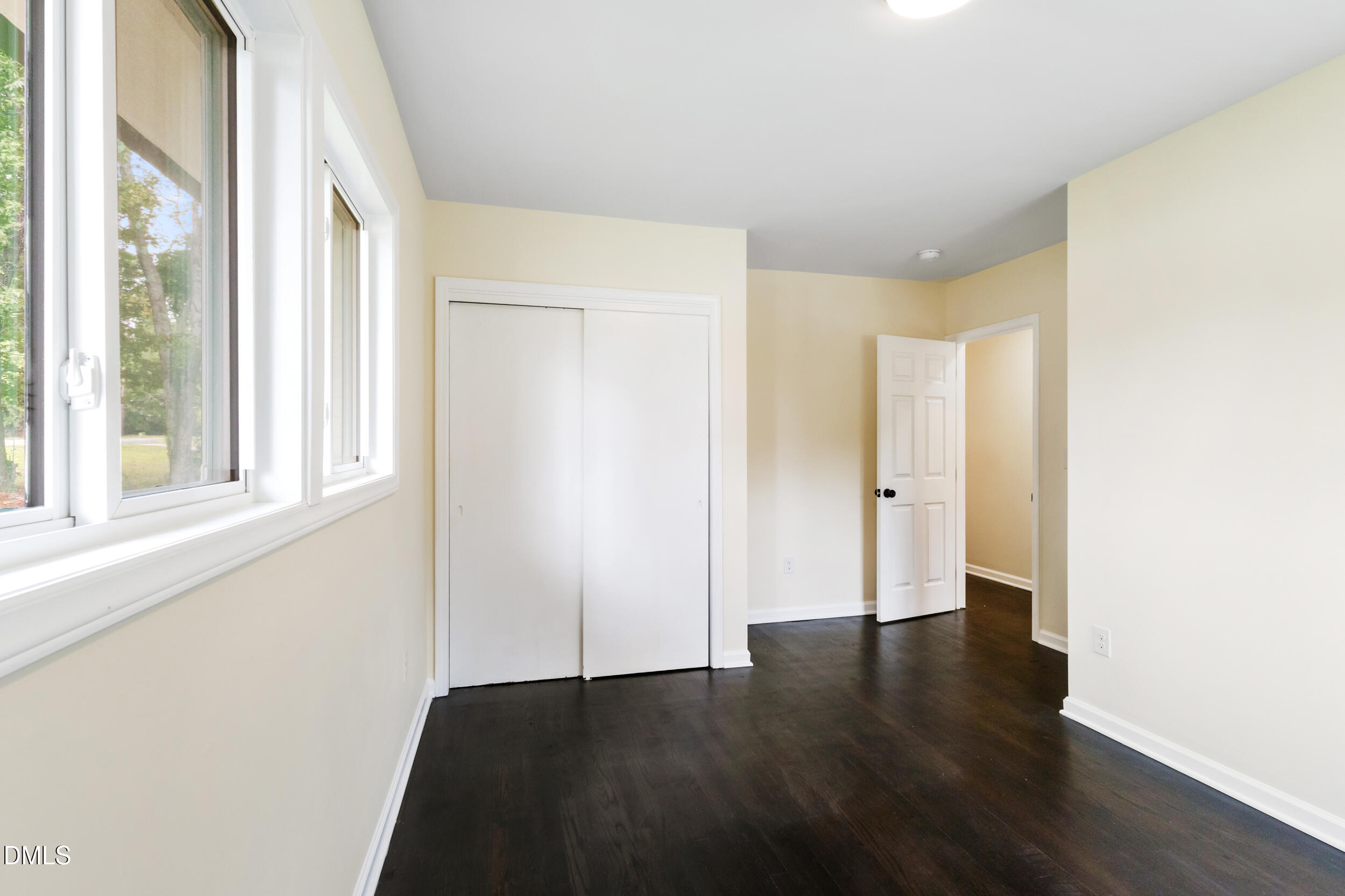 300 Loop Road Garner, NC 27529 - Photo 5 of 24 22_img_8180