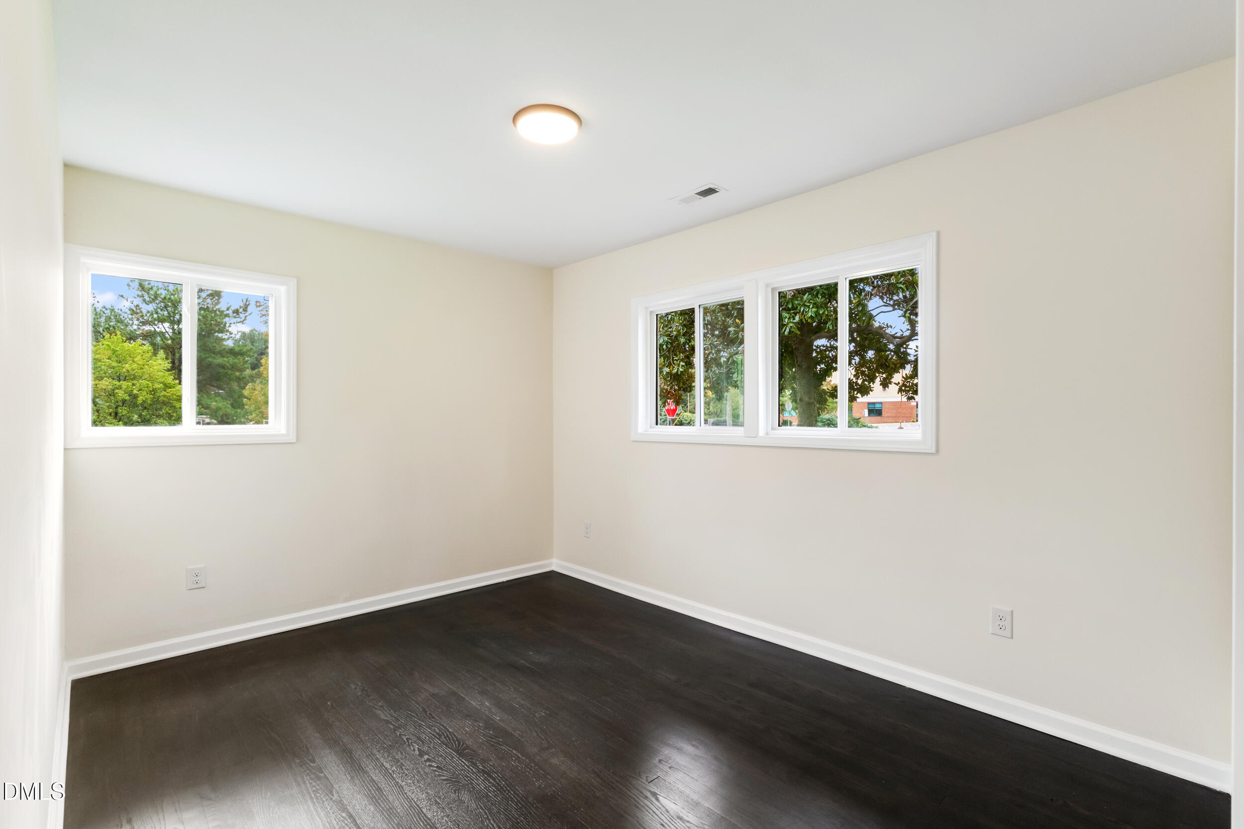 300 Loop Road Garner, NC 27529 - Photo 8 of 24 21_img_8177