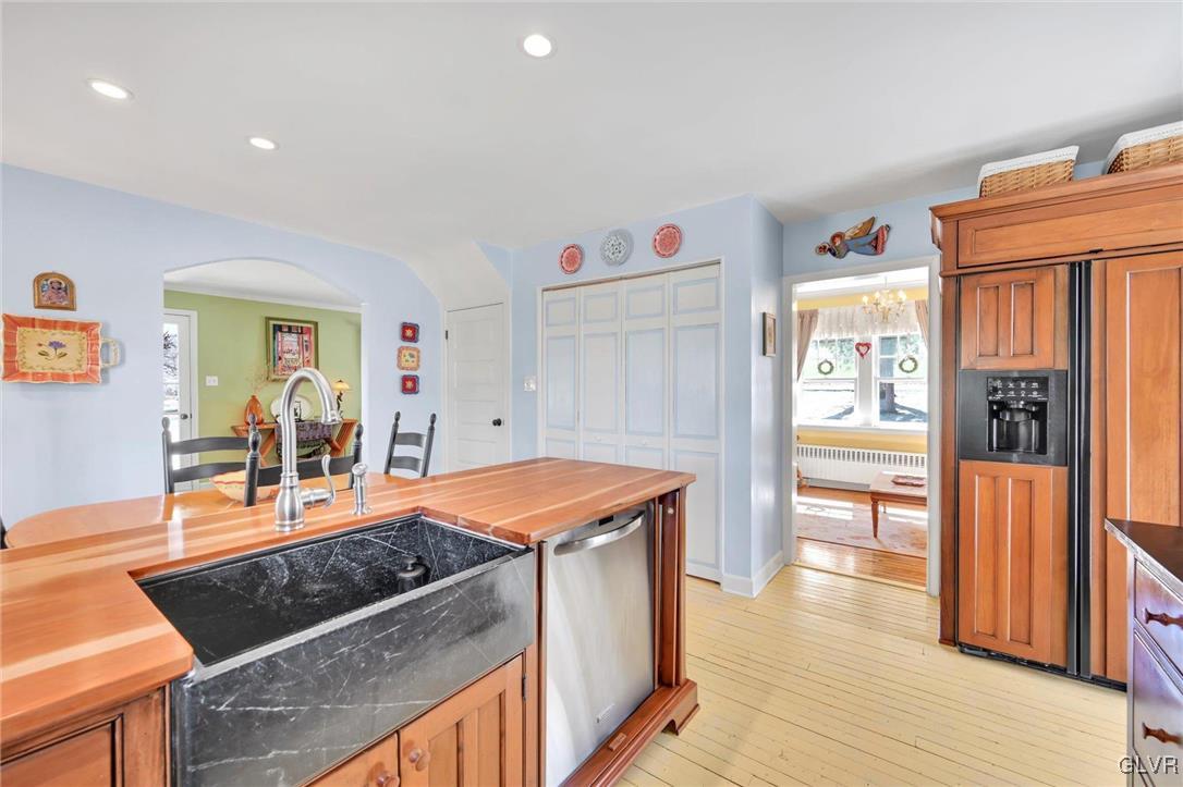 1471 Spring Valley Road Bethlehem, PA 18015 - Photo 10 of 31 Gallery Image 10