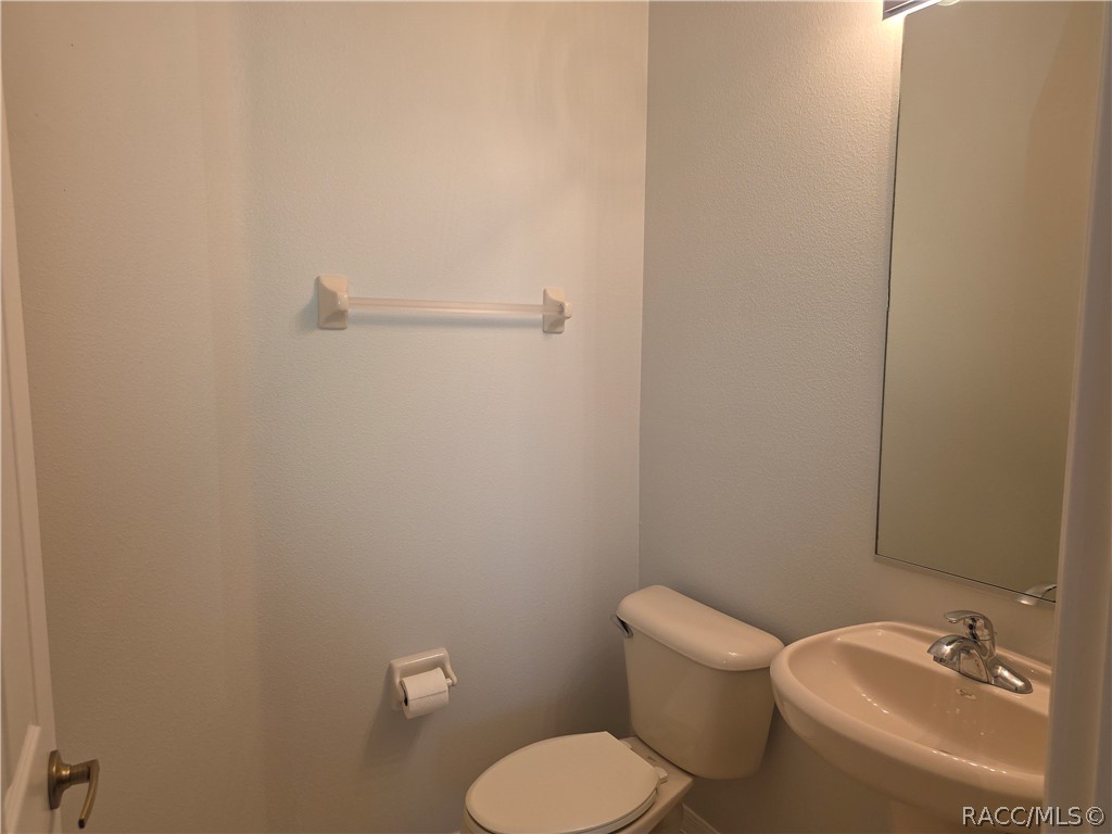 1641 North Shadowview Path Hernando, FL 34442 - Photo 8 of 61
