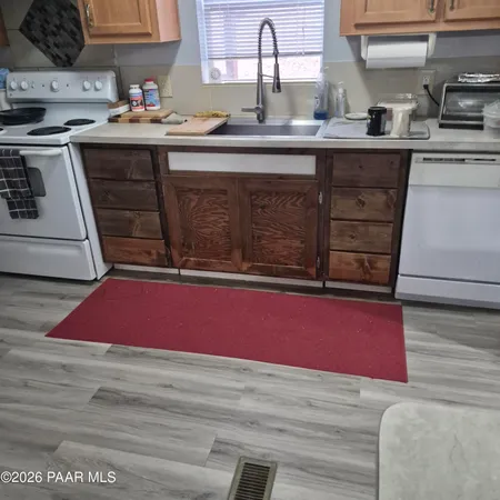 $350,000 | 54310 Paint Brush Lane, Seligman, AZ 86337