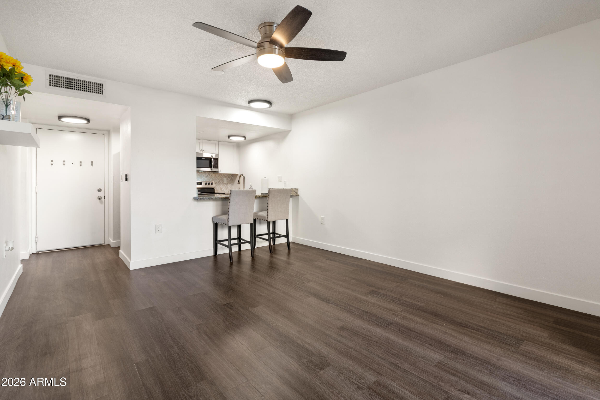 3033 East Devonshire Avenue, Unit 1018 Phoenix, AZ 85016 - Photo 14 of 56 IMG_9766