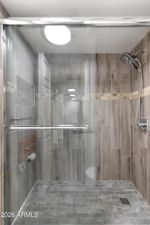 $159,900 | 3033 East Devonshire Avenue, Unit 1018, Phoenix, AZ 85016