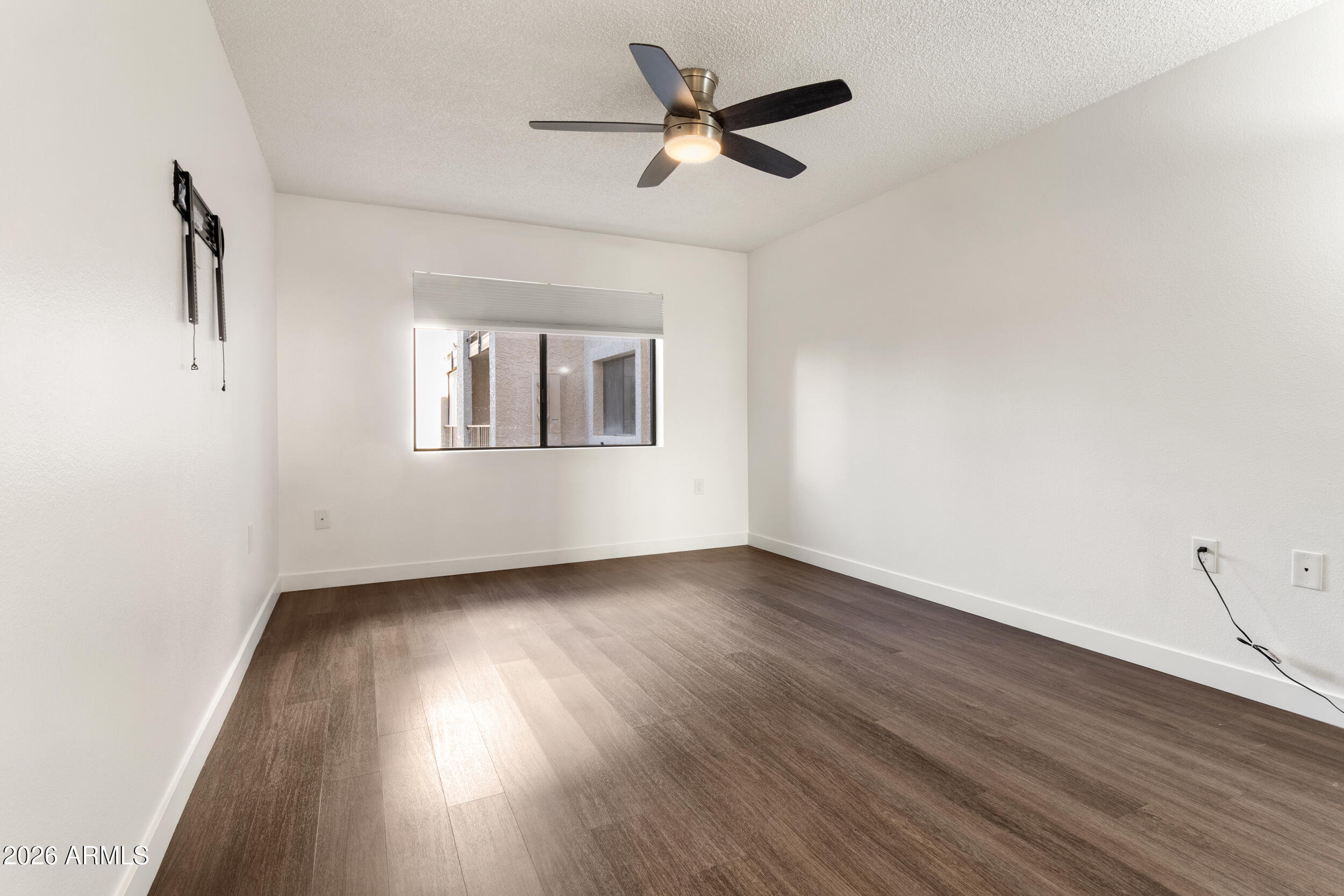 3033 East Devonshire Avenue, Unit 1018 Phoenix, AZ 85016 - Photo 20 of 56 IMG_9814