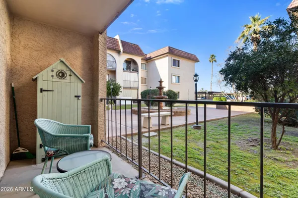 $159,900 | 3033 East Devonshire Avenue, Unit 1018, Phoenix, AZ 85016