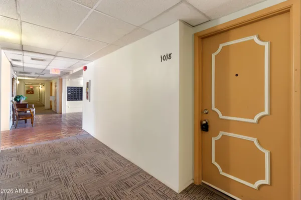 $159,900 | 3033 East Devonshire Avenue, Unit 1018, Phoenix, AZ 85016