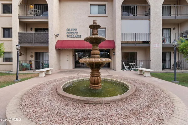 $159,900 | 3033 East Devonshire Avenue, Unit 1018, Phoenix, AZ 85016