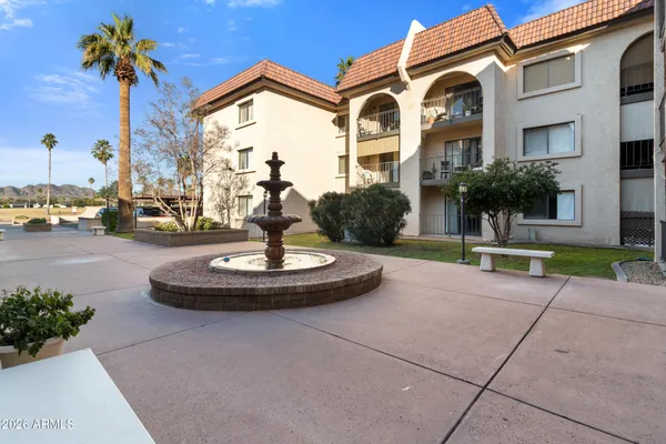 $159,900 | 3033 East Devonshire Avenue, Unit 1018, Phoenix, AZ 85016