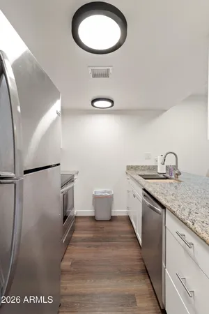 $159,900 | 3033 East Devonshire Avenue, Unit 1018, Phoenix, AZ 85016