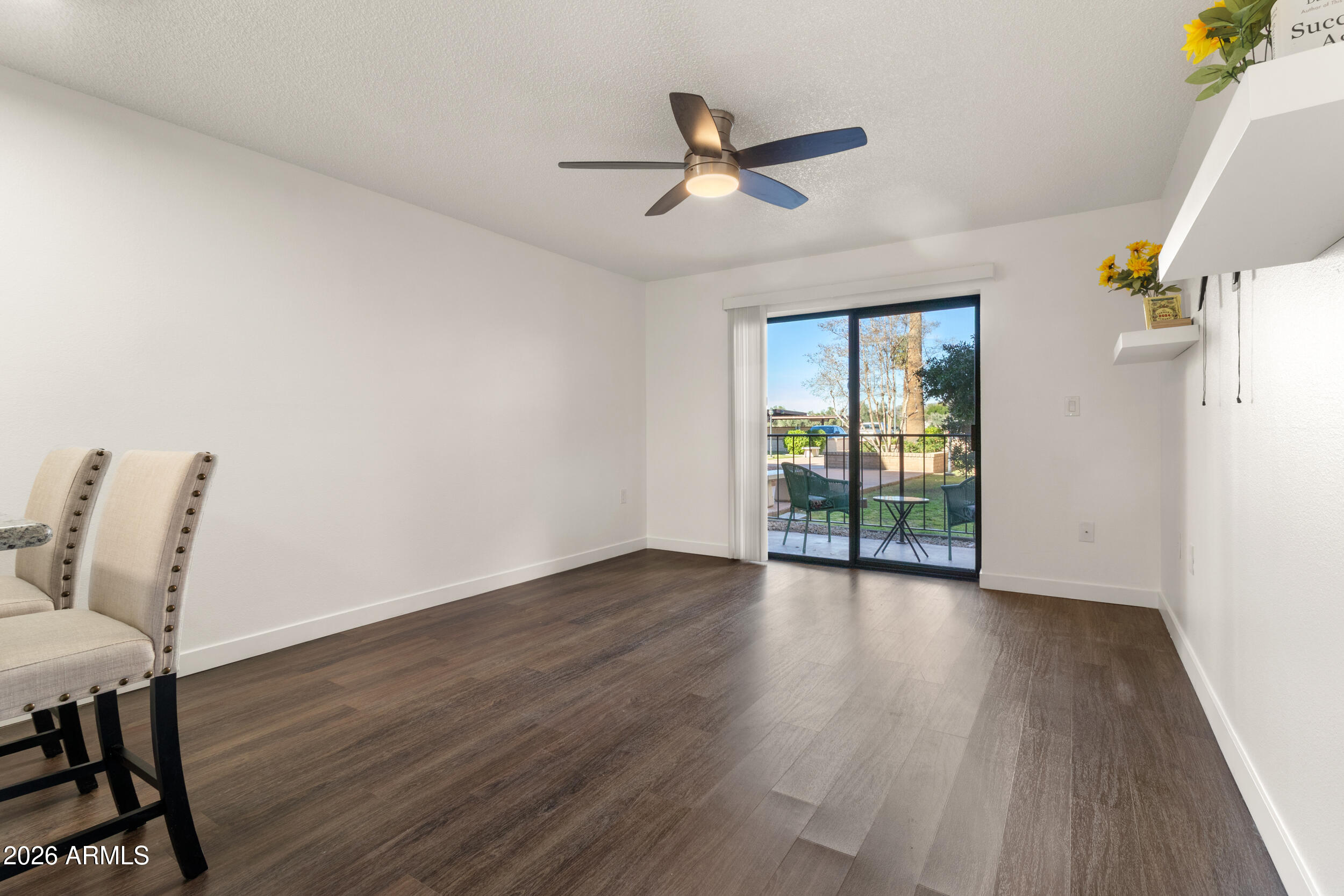 3033 East Devonshire Avenue, Unit 1018 Phoenix, AZ 85016 - Photo 10 of 56 IMG_9772