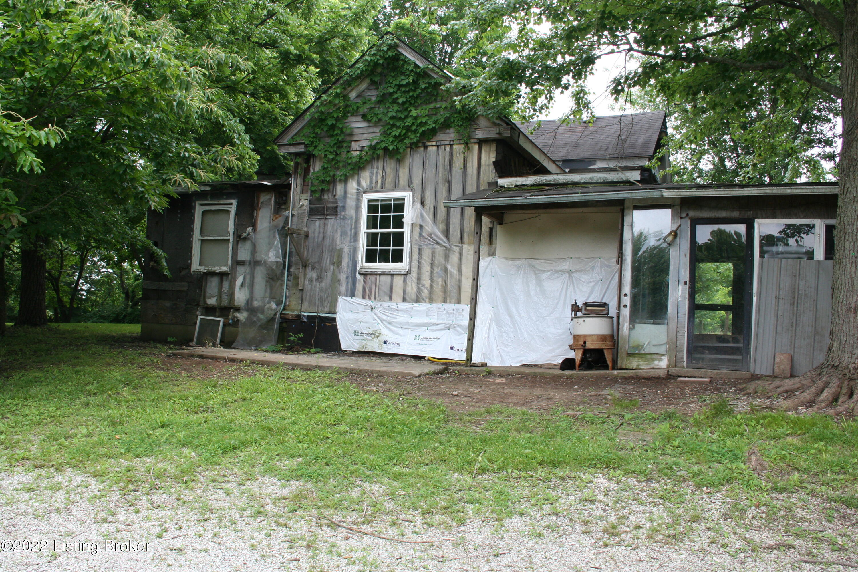 1334 Brooks Hill Road Brooks, KY 40109 - Photo 19 of 19 IMG_7240