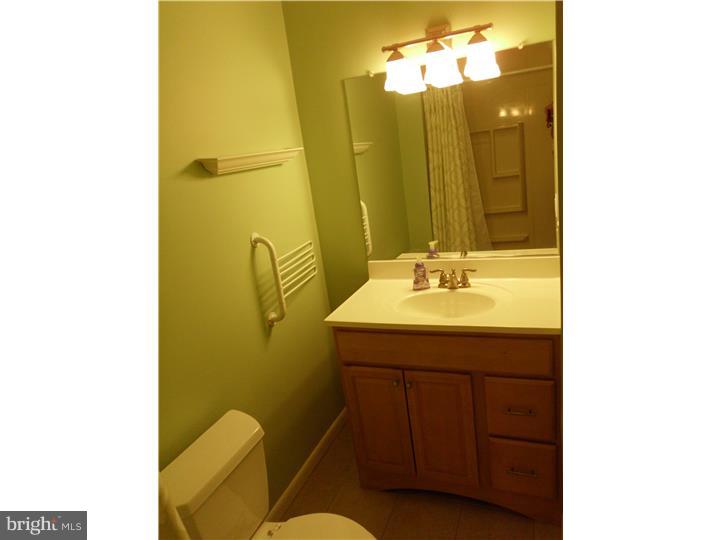 6 Warwick Road Eastampton, NJ 08060 - Photo 11 of 25 Bathroom