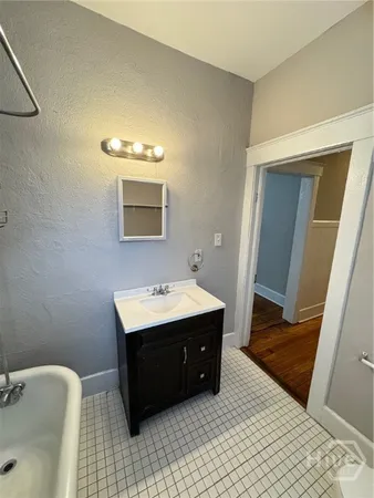 $1,400 | 813 East 37th Street, Unit A, Savannah, GA 31401