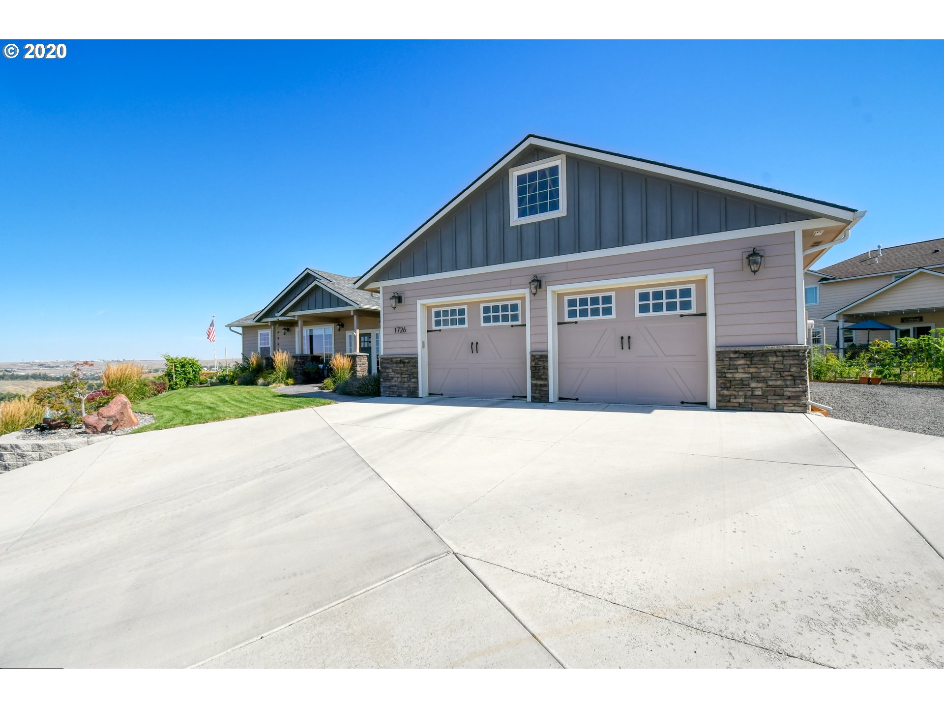1726 Southwest 2nd Street Pendleton, OR 97801 - Photo 2 of 32
