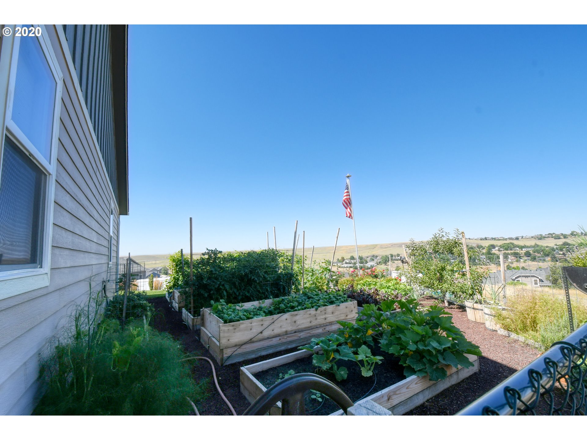 1726 Southwest 2nd Street Pendleton, OR 97801 - Photo 5 of 32
