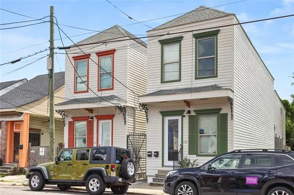 $1,900 | 1327 Frenchmen Street, Unit B, New Orleans, LA 70116