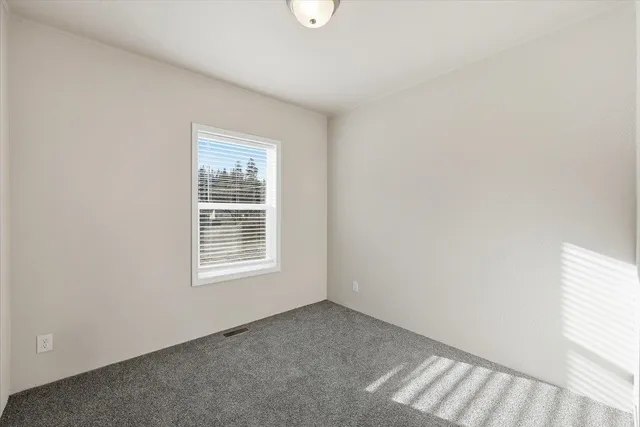 $344,950 | 617-621 South State Avenue, Newport, WA 99156