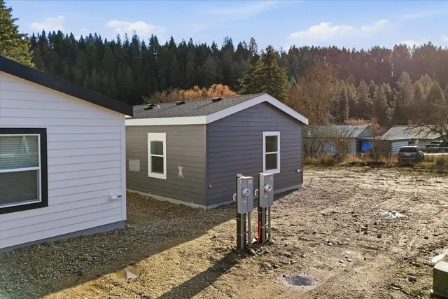 $344,950 | 617-621 South State Avenue, Newport, WA 99156