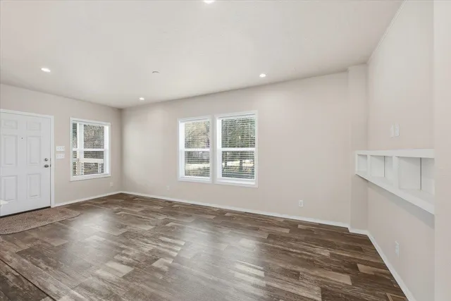 $344,950 | 617-621 South State Avenue, Newport, WA 99156