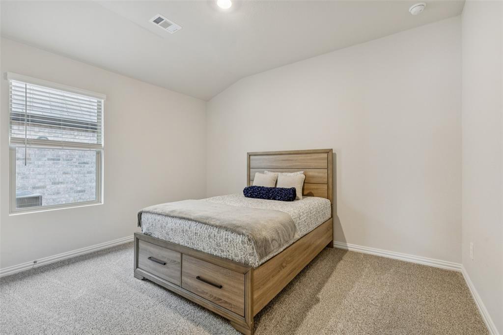 522 Castle Road Sherman, TX 75092 - Photo 12 of 37