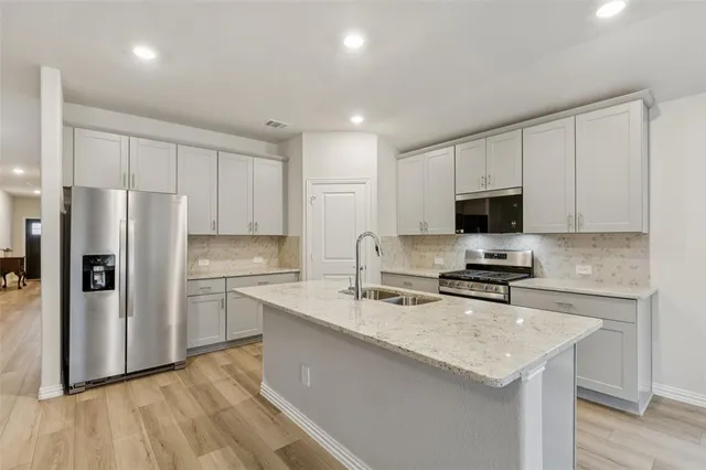 $350,000 | 522 Castle Road, Sherman, TX 75092