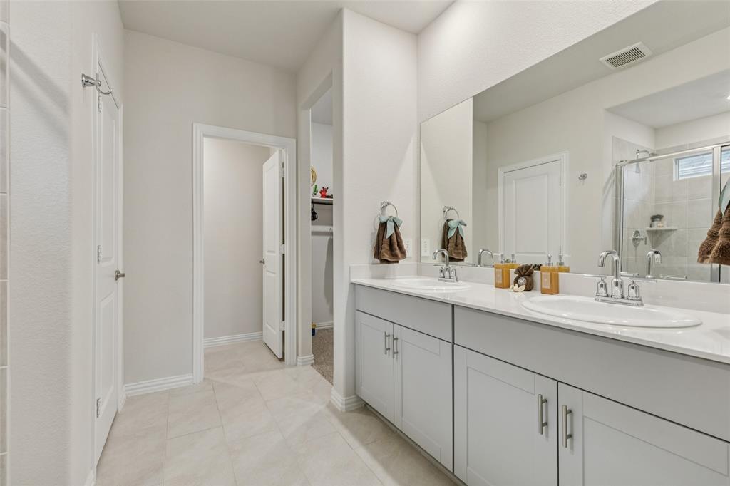 522 Castle Road Sherman, TX 75092 - Photo 26 of 37