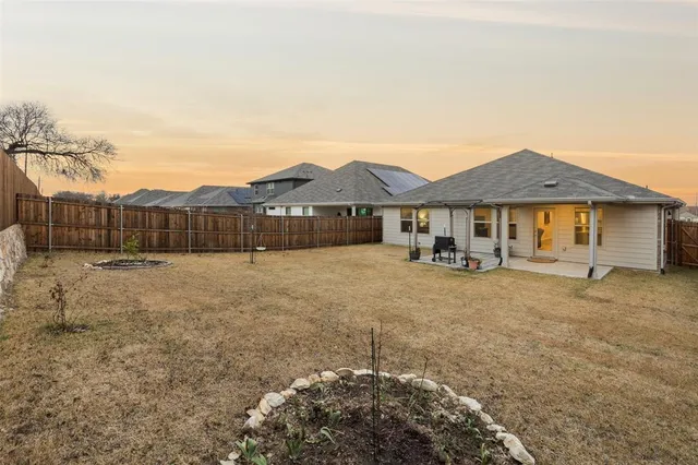 $350,000 | 522 Castle Road, Sherman, TX 75092